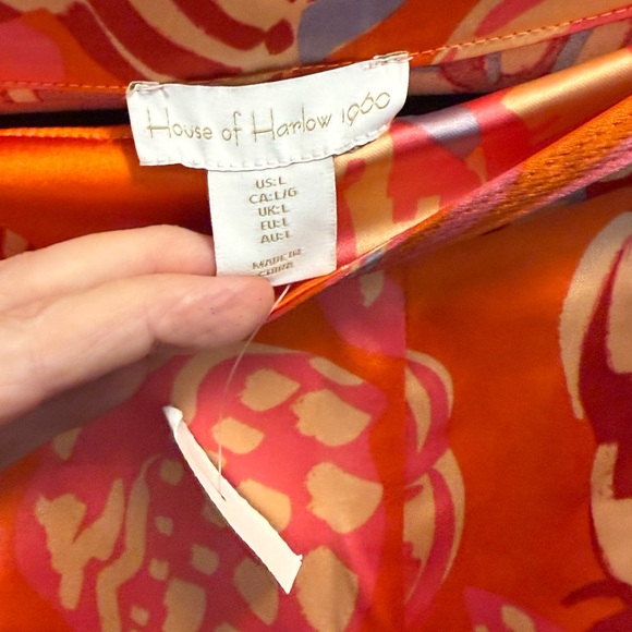 Orange Floral Pants and Satin Crop Top Set (L) - Picture 2 of 11